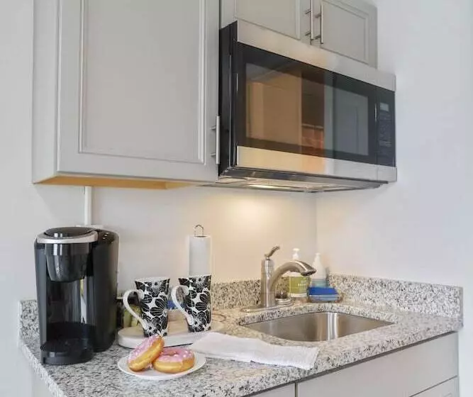 モーテル The Knolls