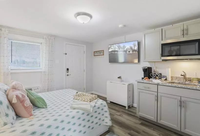 モーテル The Knolls