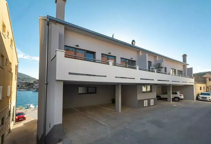 ペンション Apartments & Rooms Fisherman S Luck