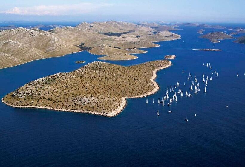 膳宿费 Apartments & Rooms Villa Petra