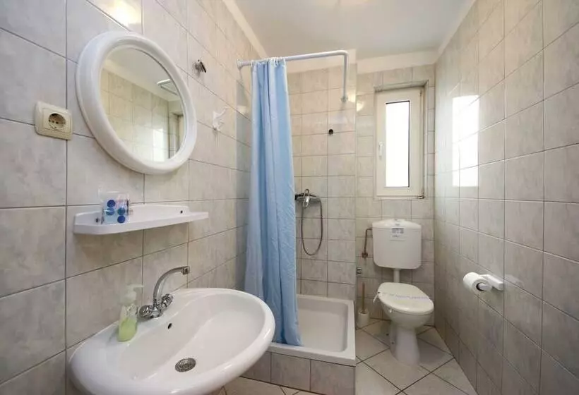 Majatalo Apartments & Rooms Villa Petra