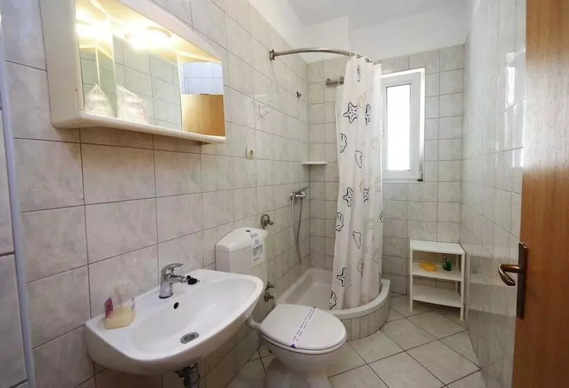 Majatalo Apartments & Rooms Villa Petra