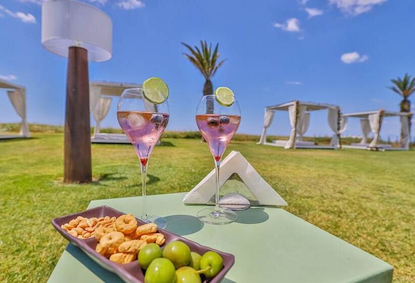 پانسیون Beach Club 93