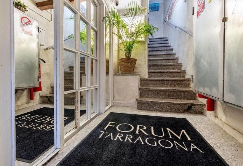 پانسیون Hostal Forum Tarragona