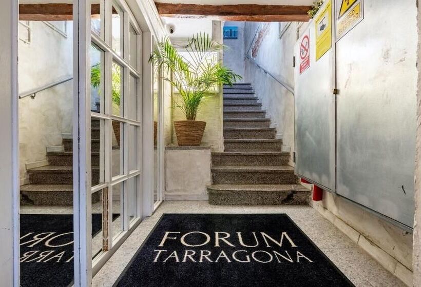 پانسیون Hostal Forum Tarragona
