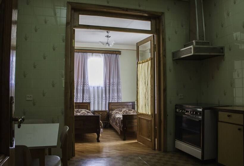 پانسیون Guest House Asmati