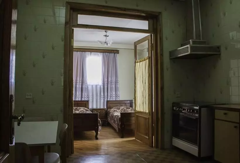 پانسیون Guest House Asmati