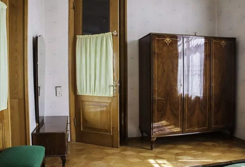 پانسیون Guest House Asmati