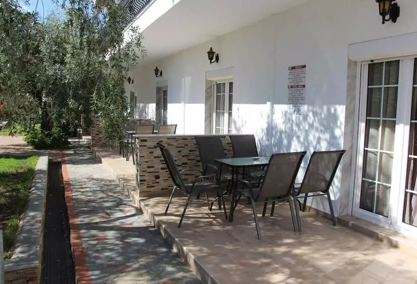 Majatalo Villa Iatrou