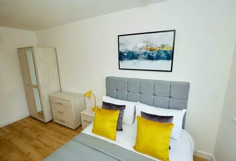 Residenssi Charming 5 Bedroom House In The Heart Of Bexley