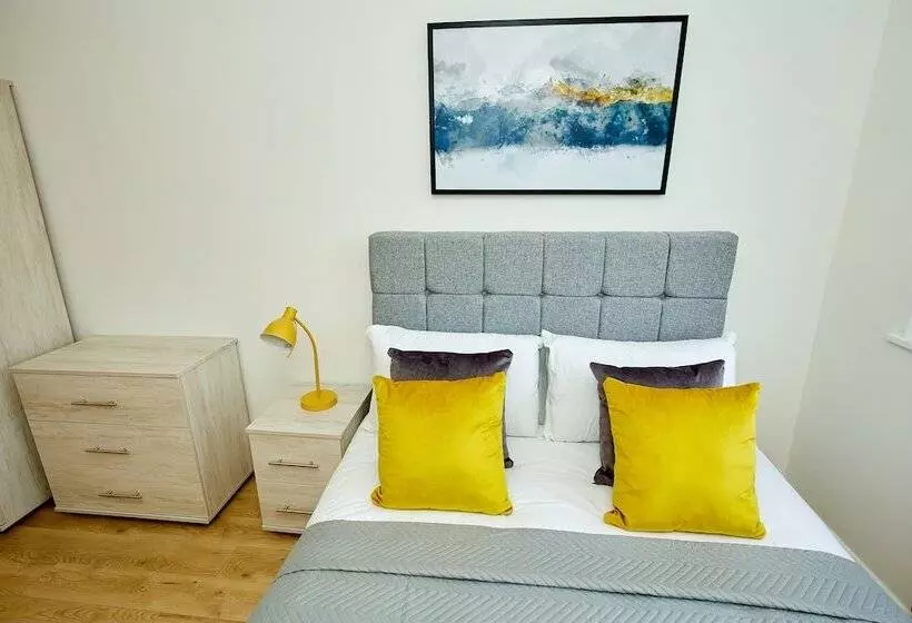 Residenssi Charming 5 Bedroom House In The Heart Of Bexley