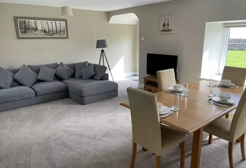 Teviot Cottage 7 Fenton Hill Farm