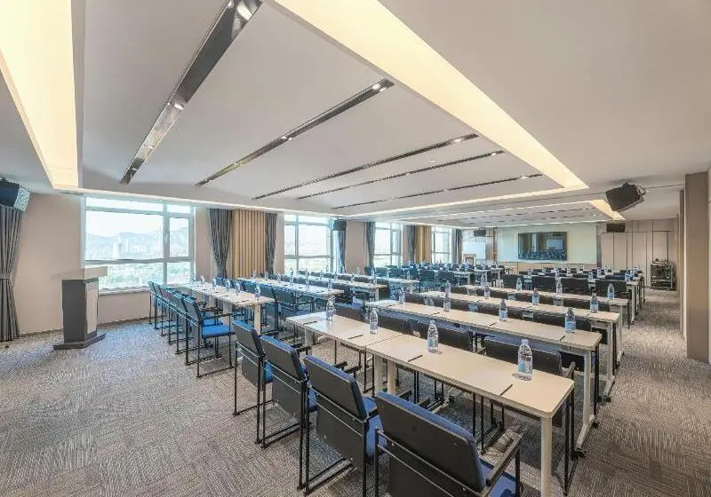 Atour Hotel Lanzhou Xigu