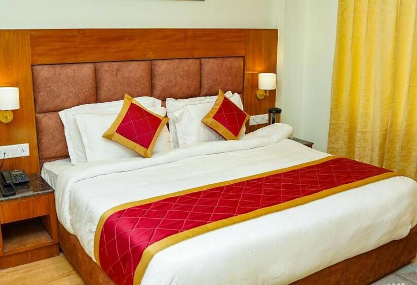 ホテル Comfort Inn Snow Park   Manali