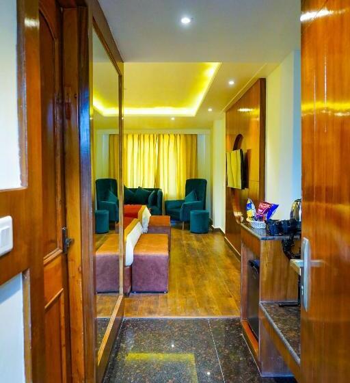 ホテル Comfort Inn Snow Park   Manali