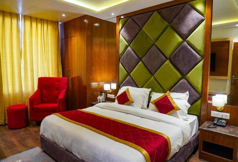 ホテル Comfort Inn Snow Park   Manali