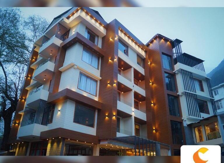 ホテル Comfort Inn Snow Park   Manali