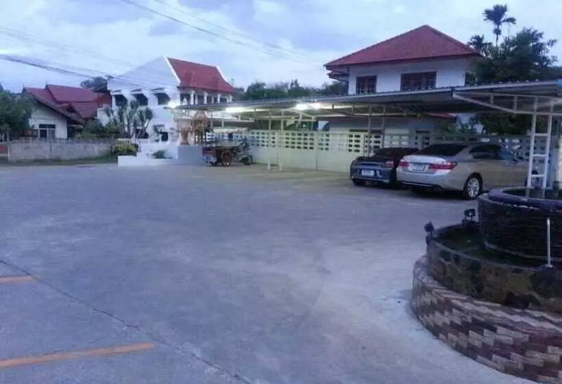 Hotelli De Complex Apartment