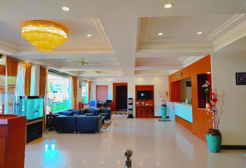 فندق Dev International