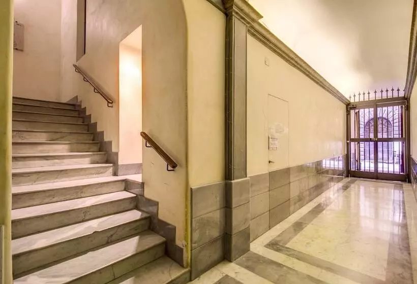 تختخواب و صبحانه Pantheonview  Luxury Suites