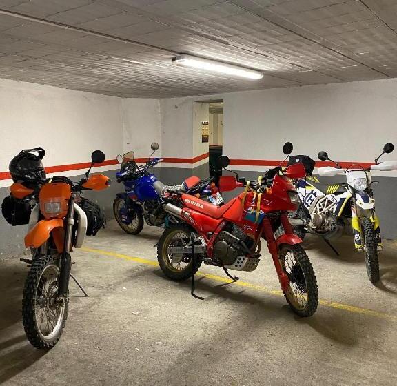 Hotelli 9 Sant Antoni