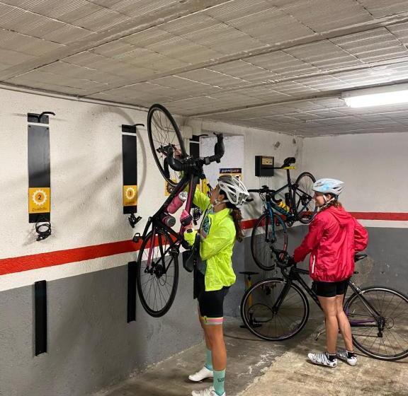 Hotelli 9 Sant Antoni