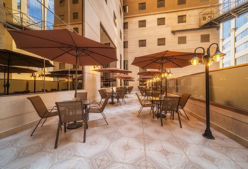 Отель Al Kiswah Towers