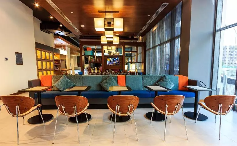 ホテル Aloft Riyadh