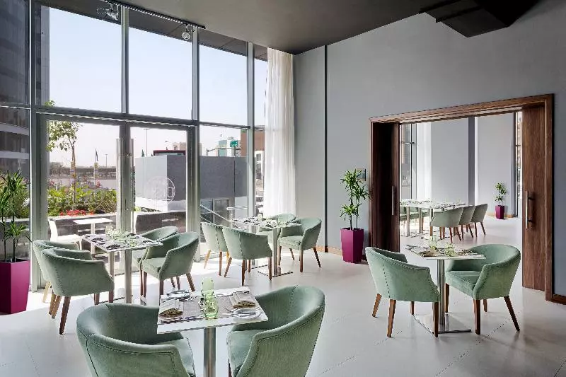 ホテル Aloft Riyadh