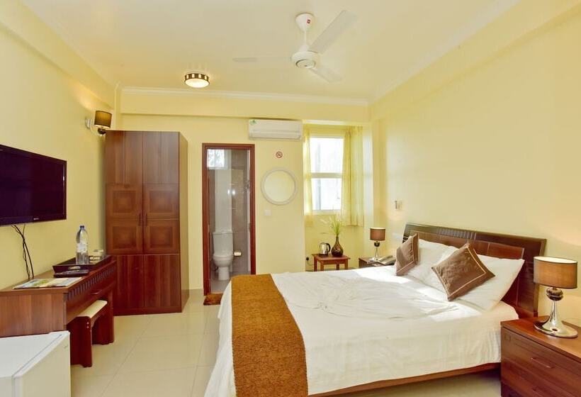 هتل Crystal Beach Inn