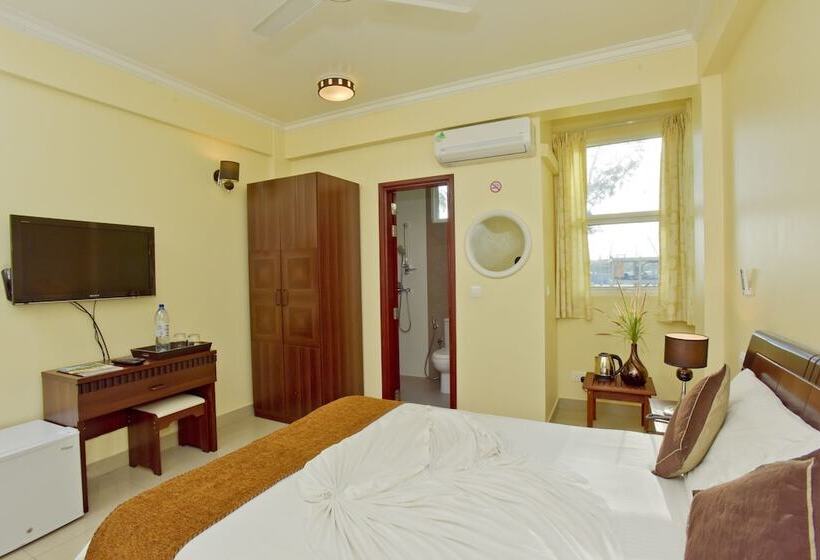 هتل Crystal Beach Inn