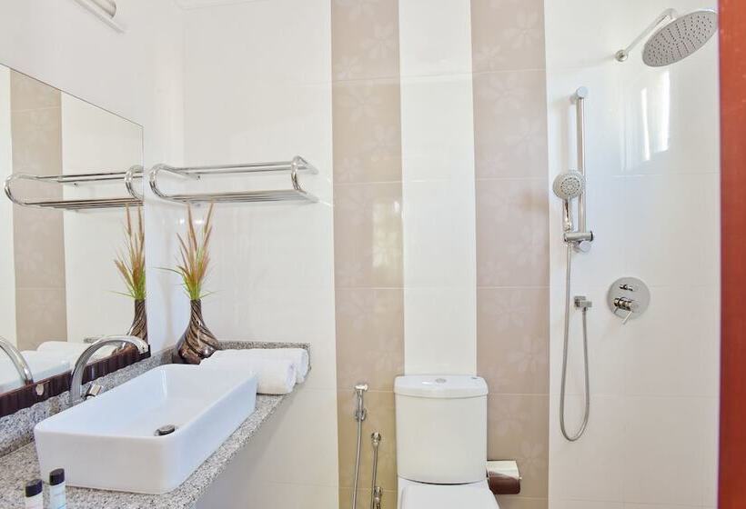 هتل Crystal Beach Inn