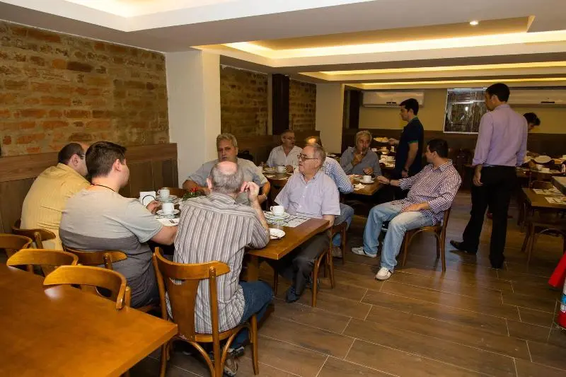 هتل Downtown Santana
