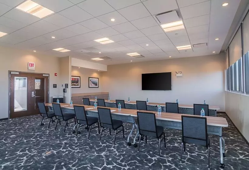Hotelli Hampton Inn Chicago North-loyola Station