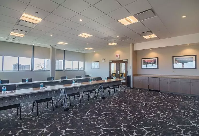 Hotelli Hampton Inn Chicago North-loyola Station