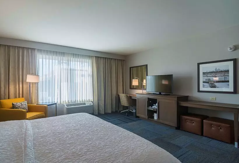 Hotelli Hampton Inn Chicago North-loyola Station