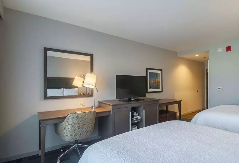 Hotelli Hampton Inn Chicago North-loyola Station