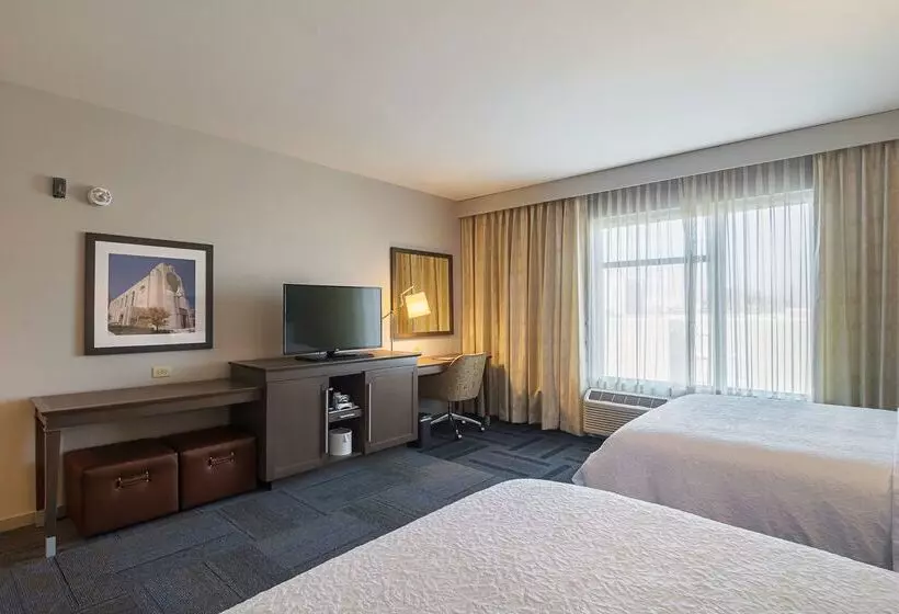 Hotelli Hampton Inn Chicago North-loyola Station