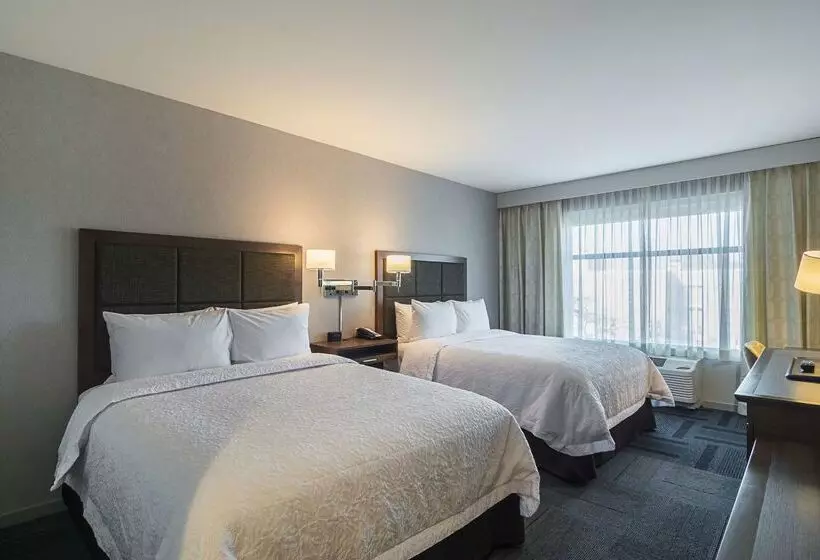 Hotelli Hampton Inn Chicago North-loyola Station