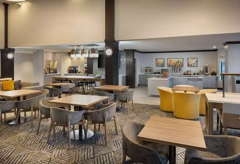 ホテル Homewood Suites By Hilton Cathedral City Palm Springs