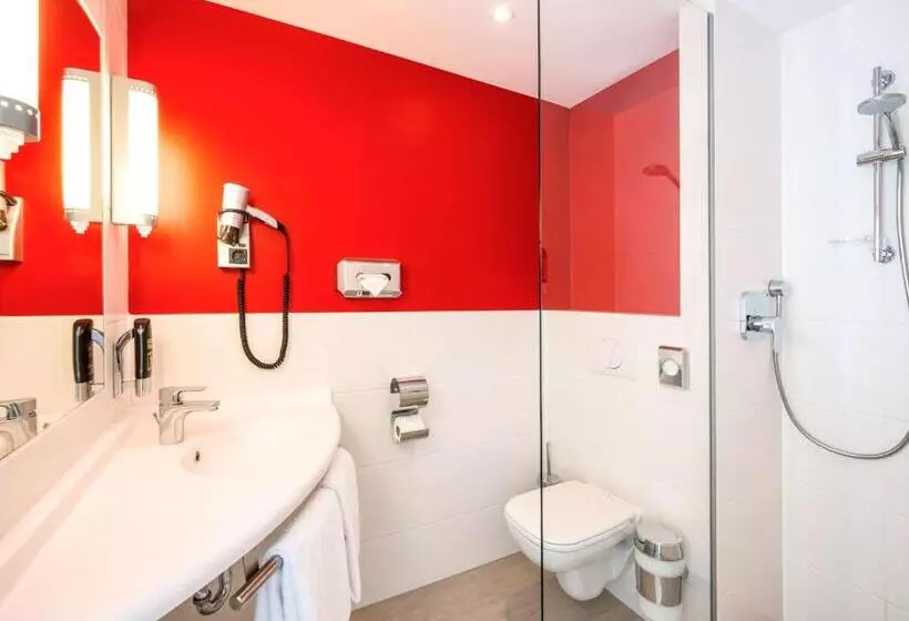 ホテル Ibis Muenchen Airport Sued