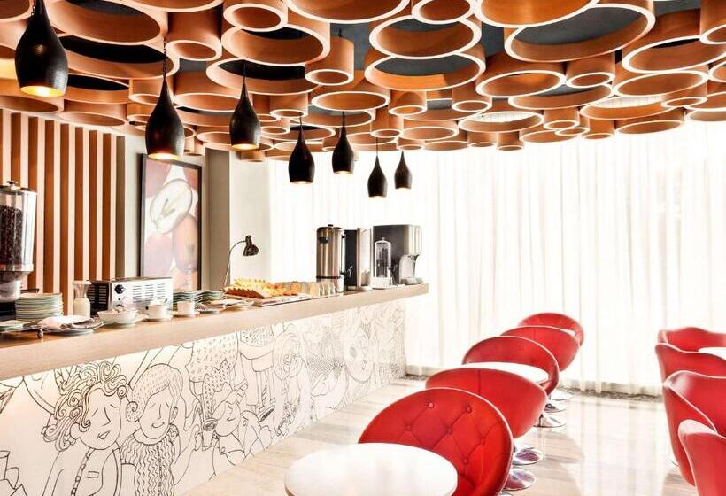 酒店 Ibis Yogyakarta Adi Sucipto