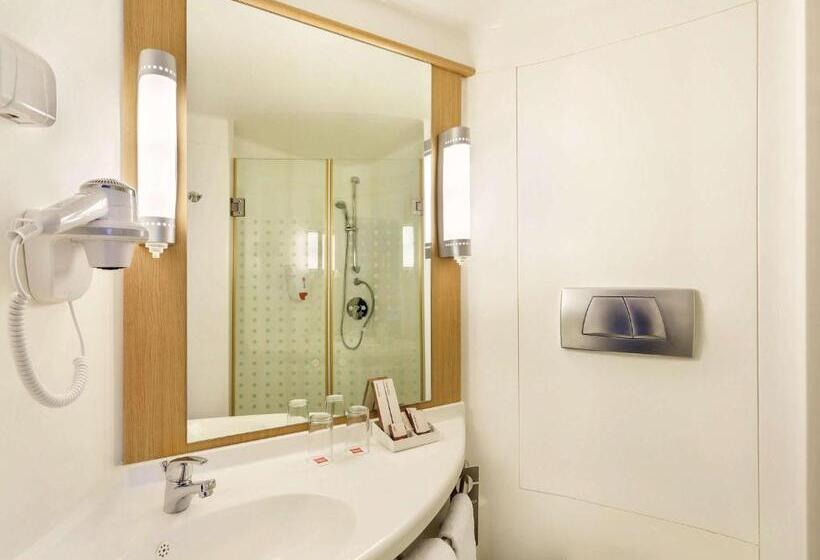 酒店 Ibis Yogyakarta Adi Sucipto