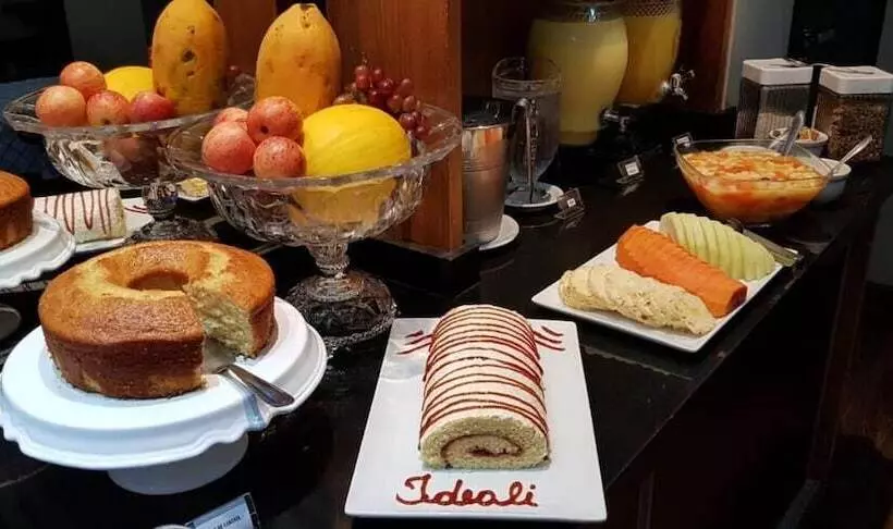ホテル Ideali