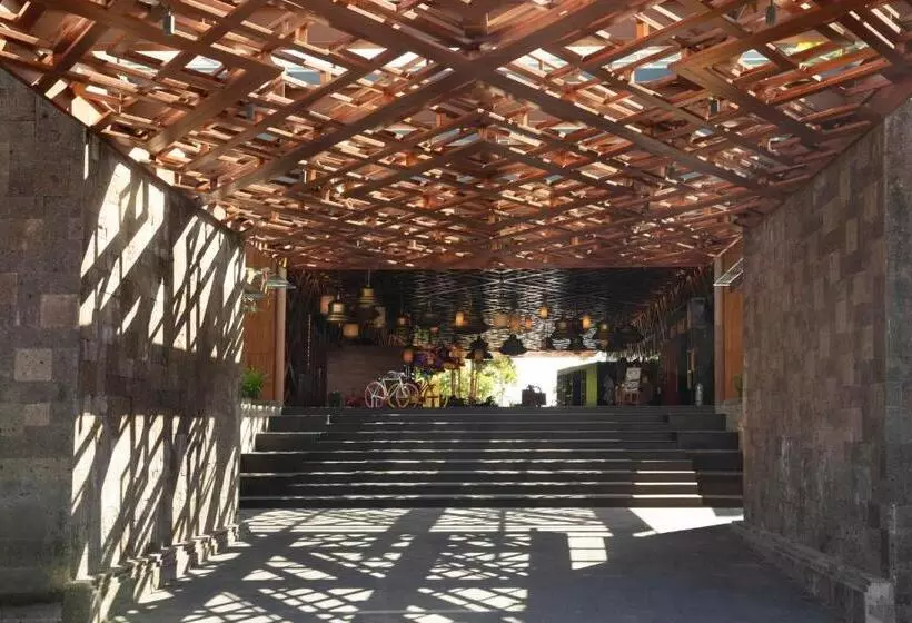 ホテル Indigo Bali Seminyak Beach, An Ihg