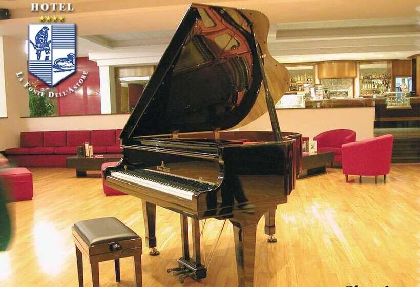 酒店 La Fonte dell'Astore