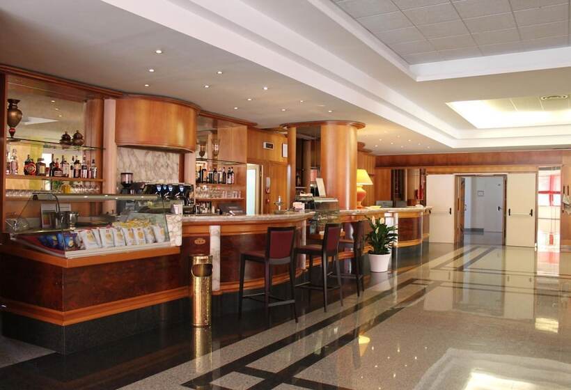 酒店 La Fonte dell'Astore