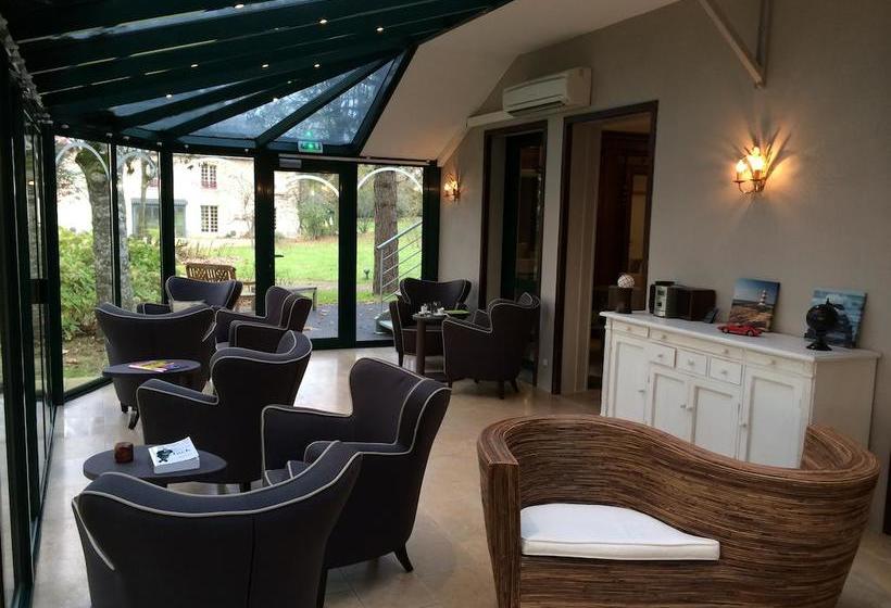 هتل Le Domaine De La Vallee