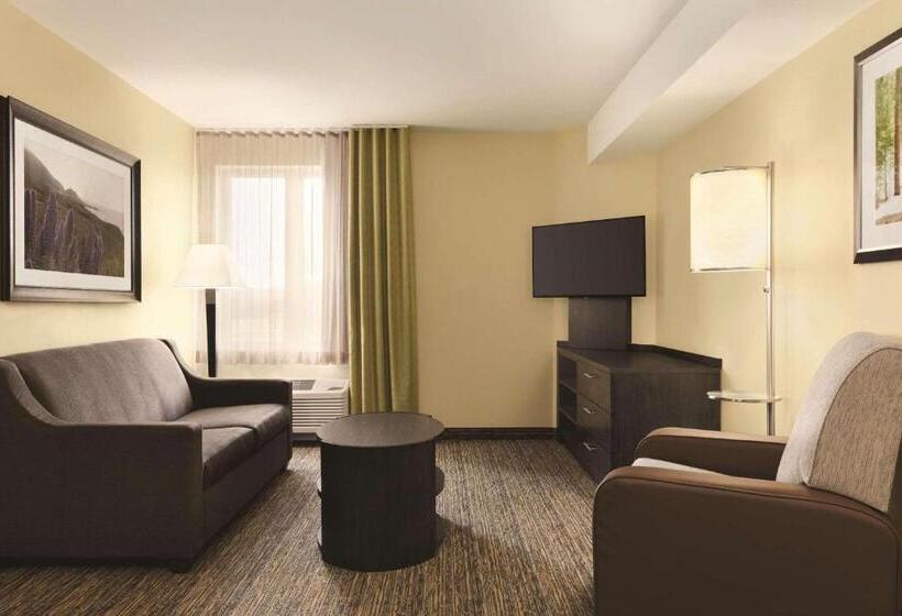 Szálloda Park Inn By Radisson, Calgary Airport North, Ab