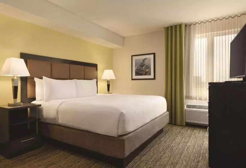 Hotelli Park Inn By Radisson, Calgary Airport North, Ab